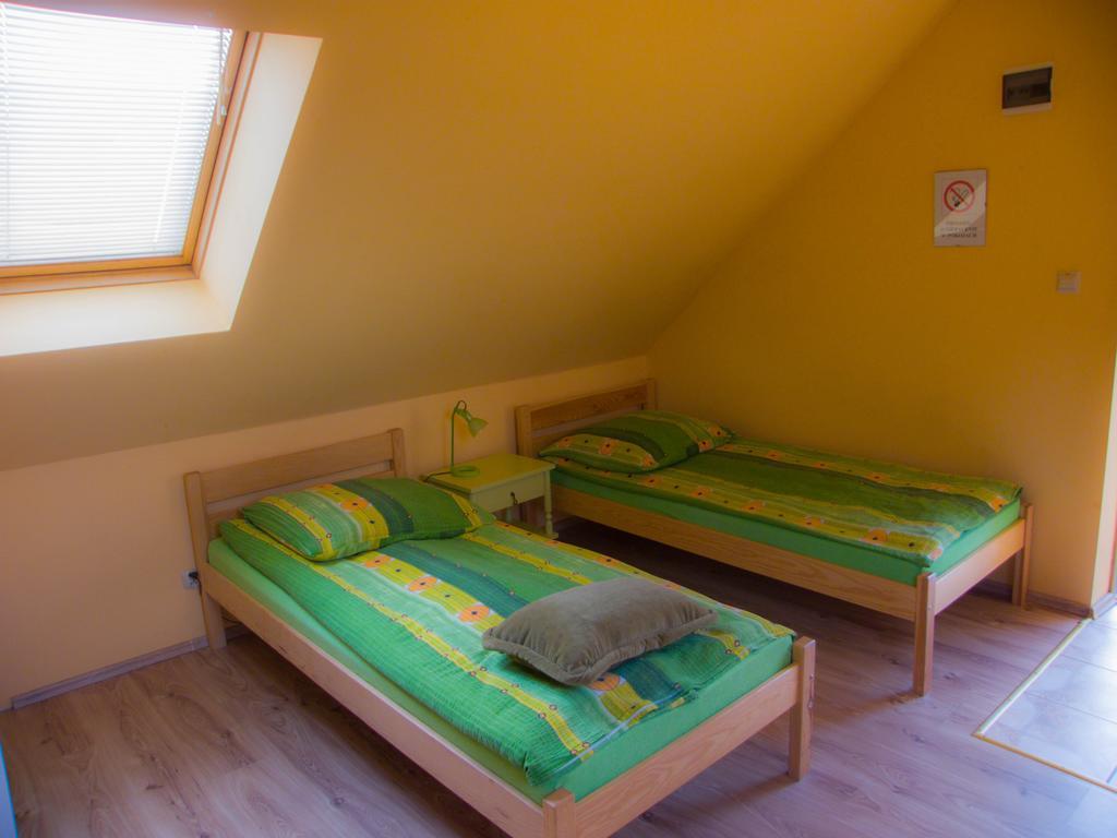 Gospodarstwo Agroturystyczne Ania I Filip Izabelin  Exterior foto